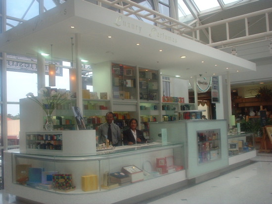SHOP FIT OUT - suitable for Perfumes, jewellery or any other displaying